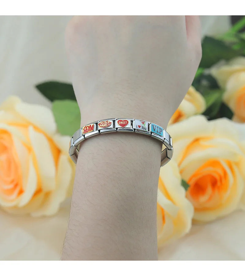 Hapiship 2025 Women Color Glaze Sexy Family Sweet Kiss Me Charm Links Fit 9mm Bracelet Stainless Steel Making Jewelry DJ717-C